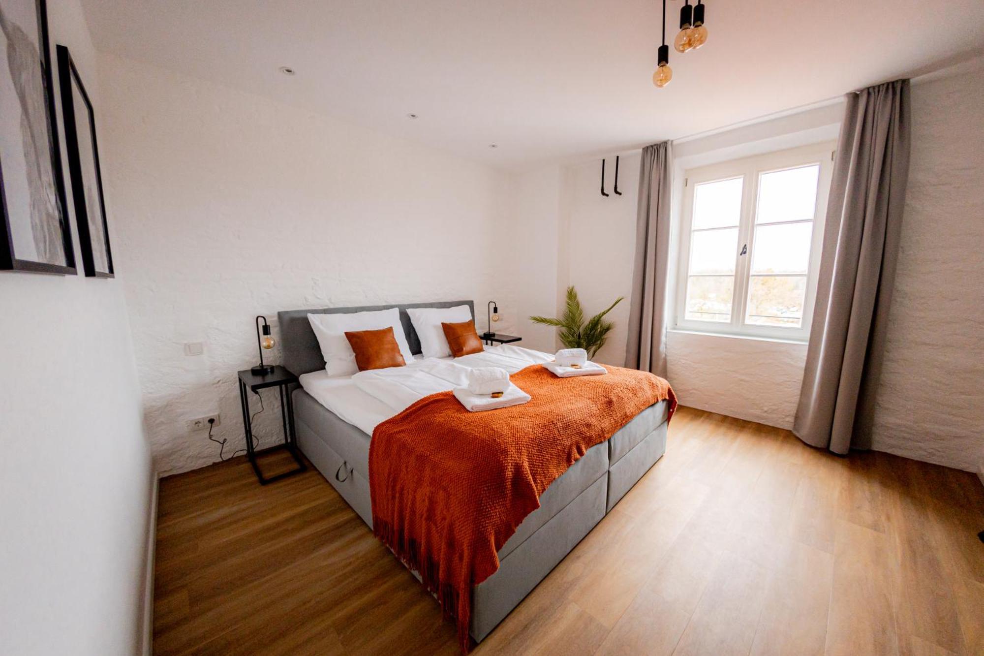 Highlight Am Stadtplatz Muehldorf - C4S Come4Stay - 2 Zimmer Wohnung I Bis Zu 5 Gaeste Eksteriør billede
