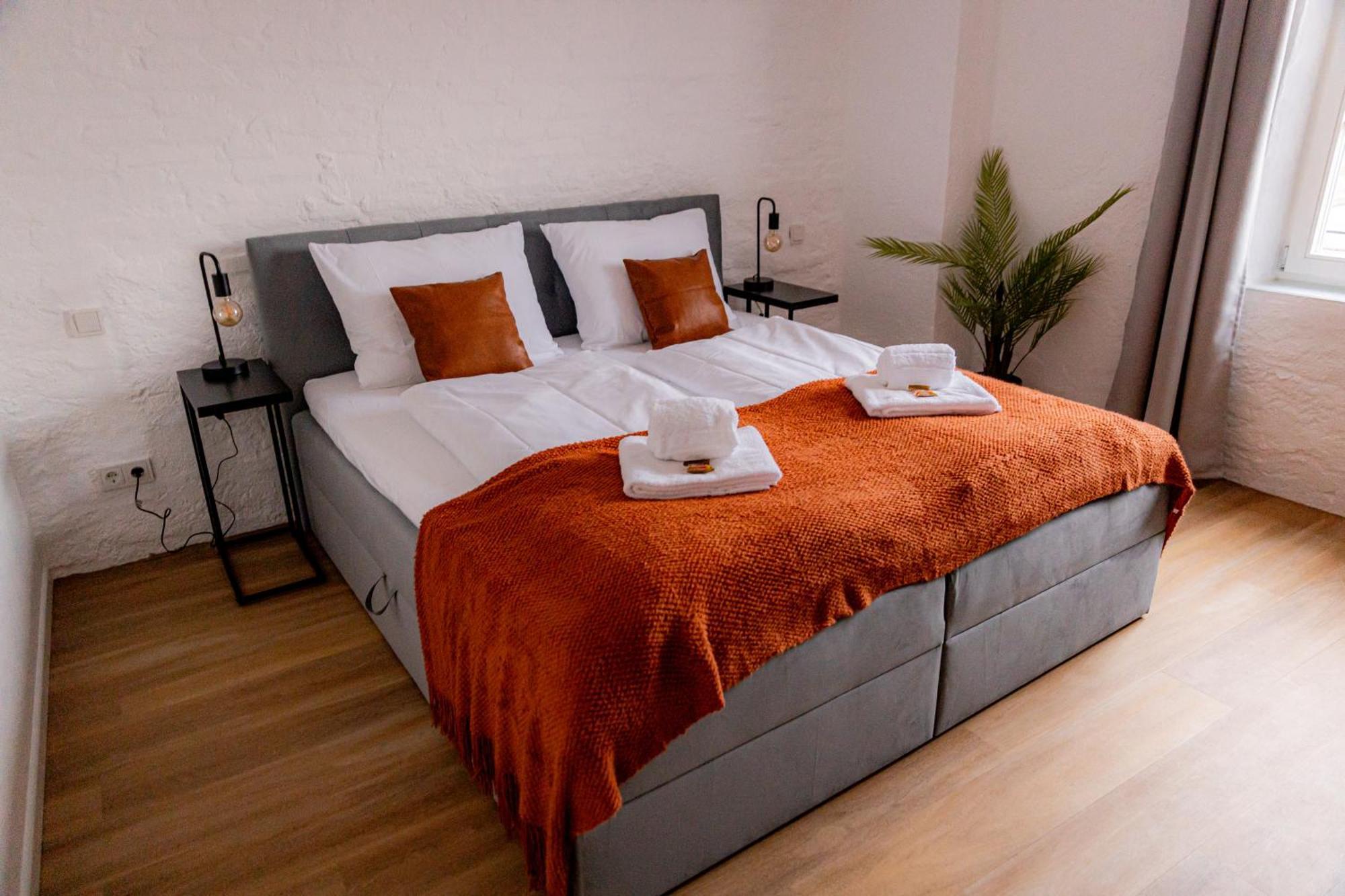 Highlight Am Stadtplatz Muehldorf - C4S Come4Stay - 2 Zimmer Wohnung I Bis Zu 5 Gaeste Eksteriør billede